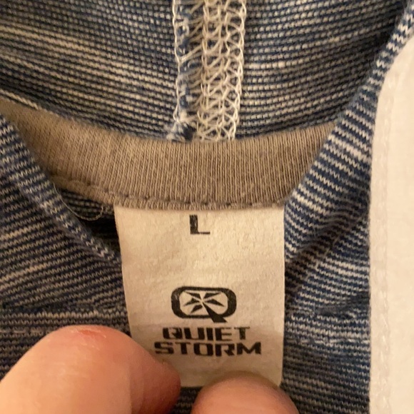 Quiet Storm Kids Large striped pocket hooded shirt lightweight - Picture 3 of 4